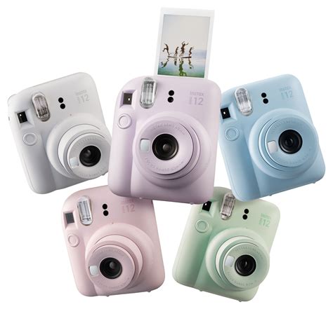 Instax .
